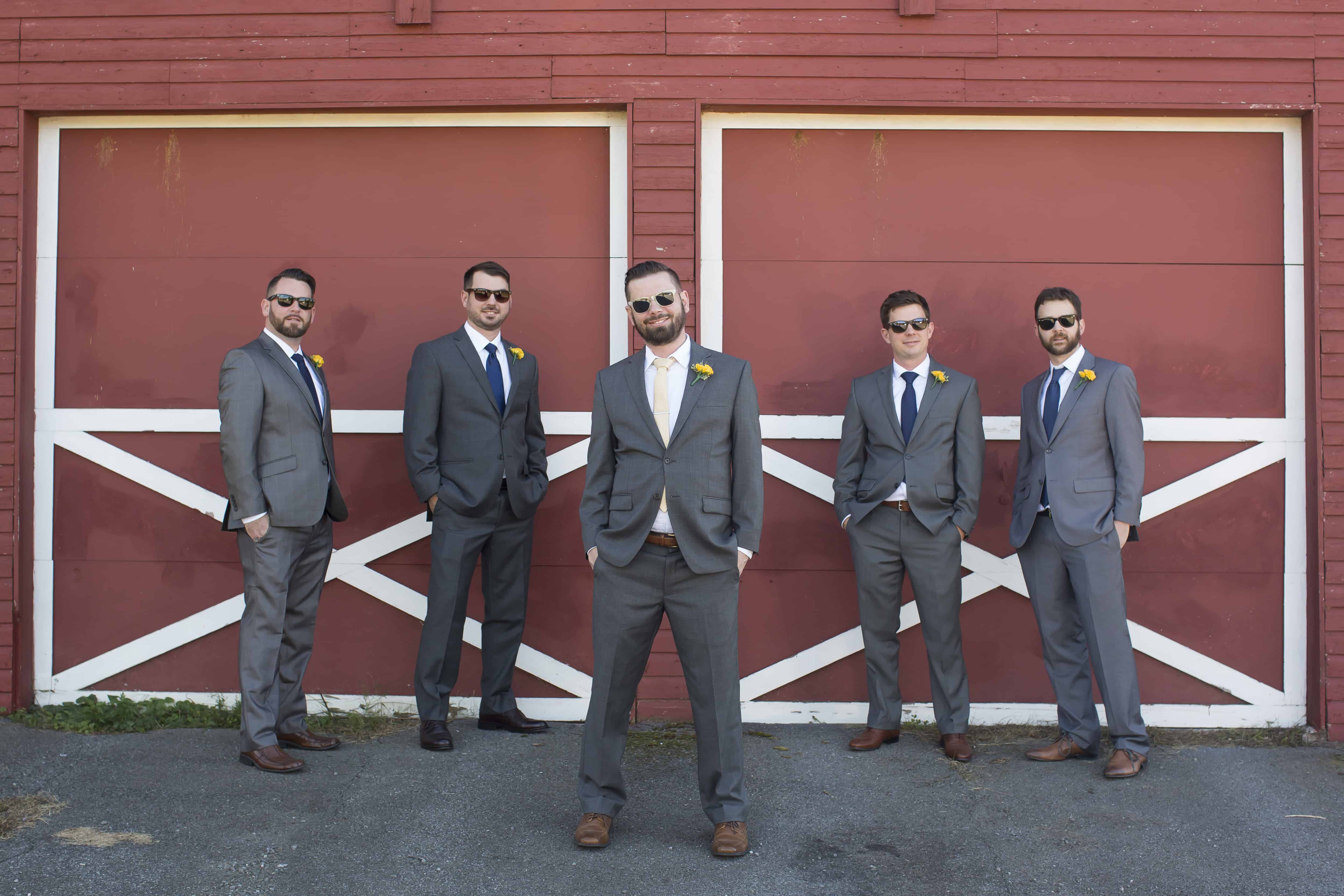 groom and groomsmen
