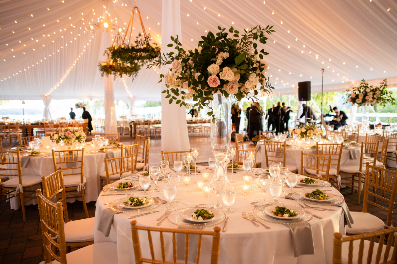 outdoor tent wedding decor 