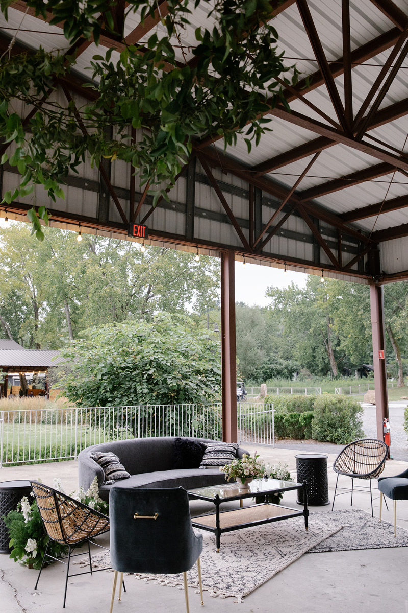 vintage lounge furniture at wedding