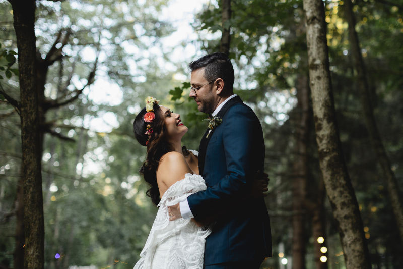 outdoor wedding inspiration with bride and groom in Upstate New York