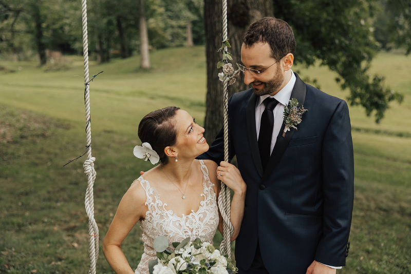 outdoor wedding photos