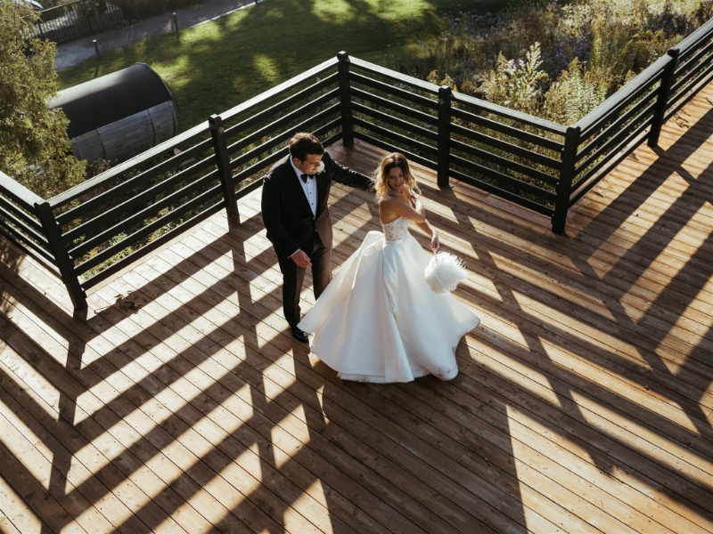 outdoor wedding photos at the Catskills