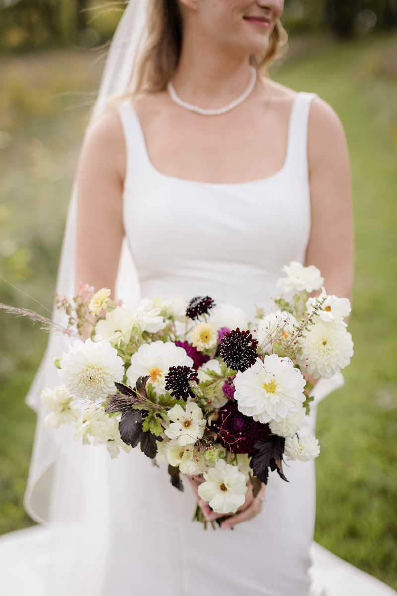 closeup of brides bouquet