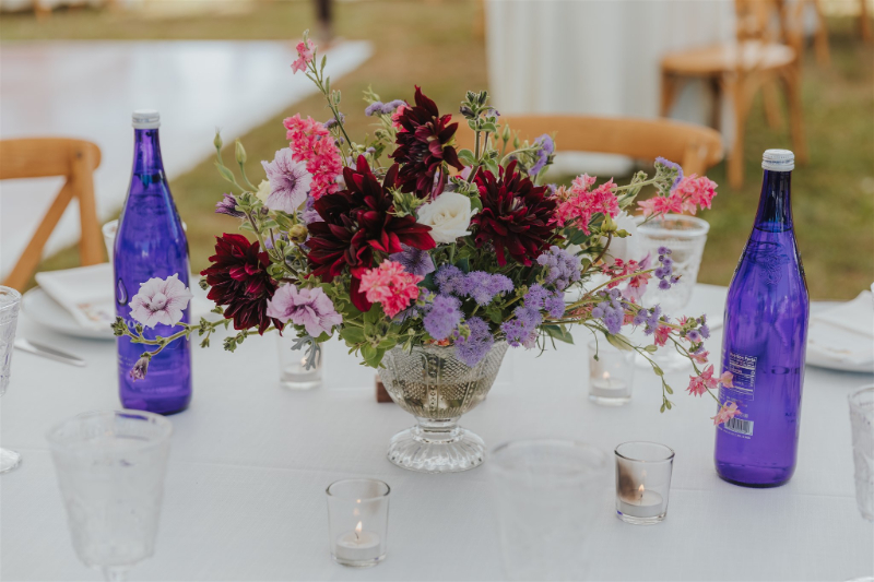 an example of using red in your wedding color palette