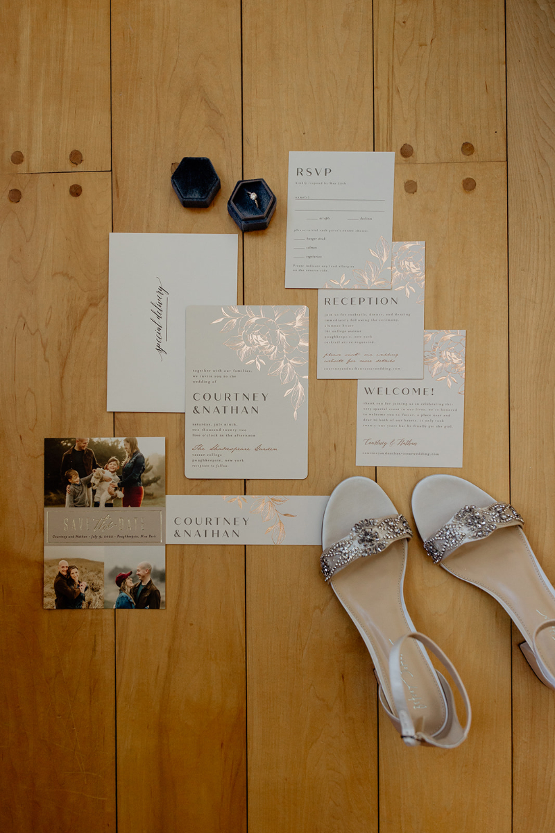 5 piece white wedding invitation suite