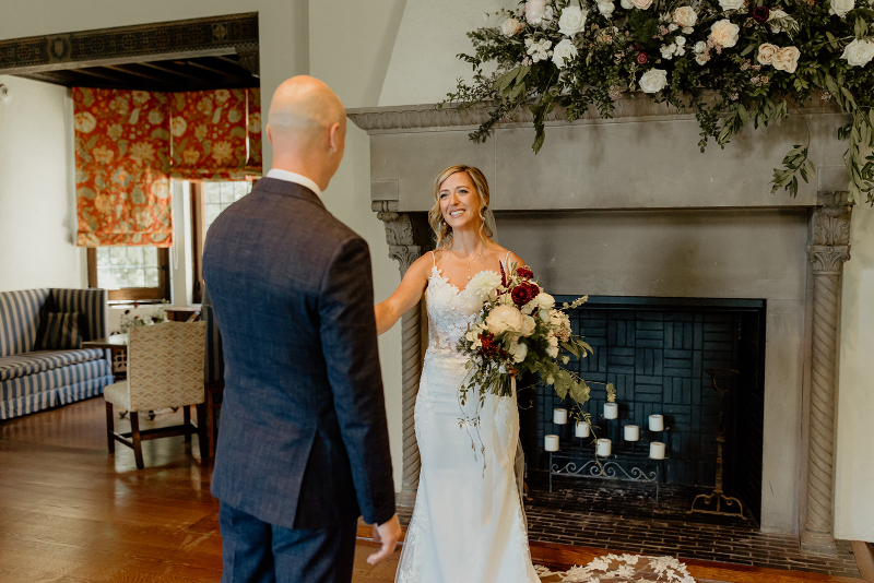 brides reaction to first look