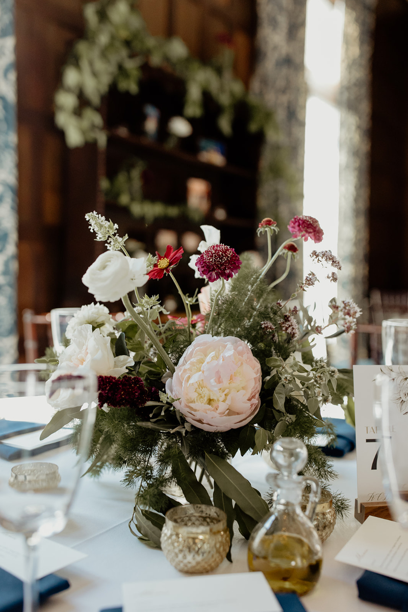 blush and burgundy wedding centerpieces