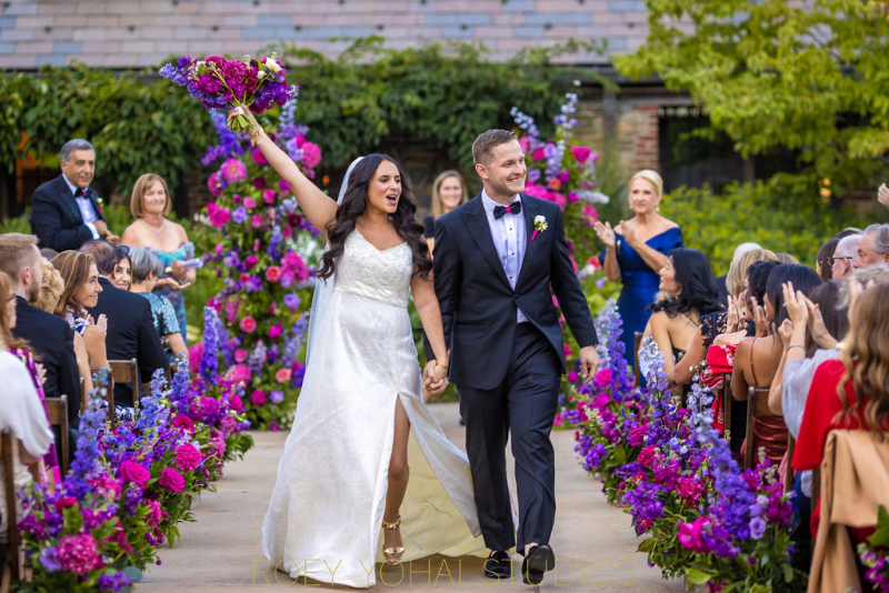 outdoor wedding ceremony at Blue Hill Farms