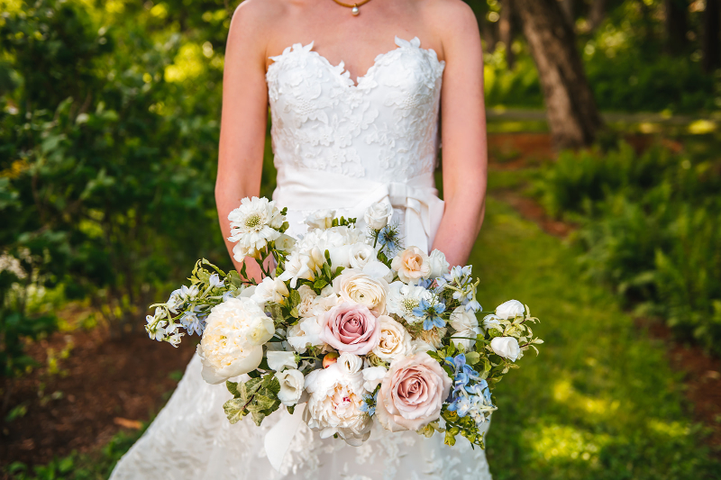 french inspired summer wedding colors