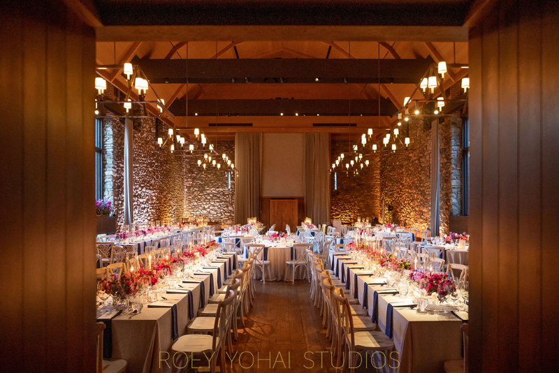 bright summer wedding colors for indoor wedding reception