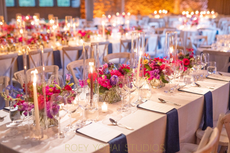 bright summer wedding colors for indoor wedding reception