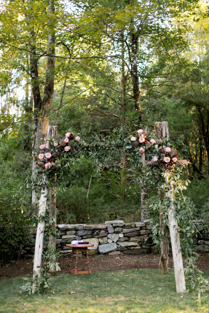 outdoor wedding ceremony setup