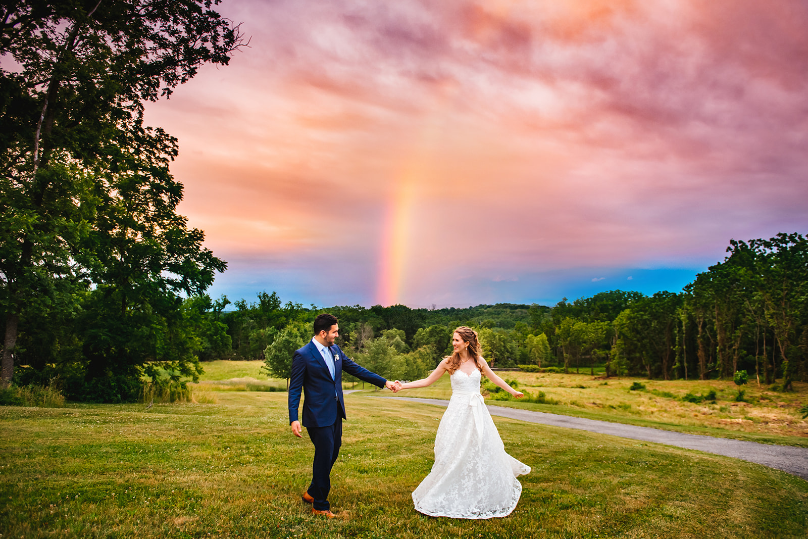 outdoor photos at wedding at Meadowridge on hudson