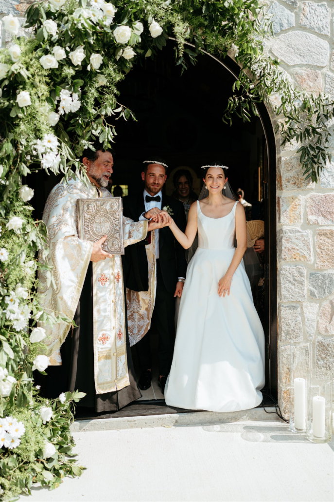 greek wedding in a chapel