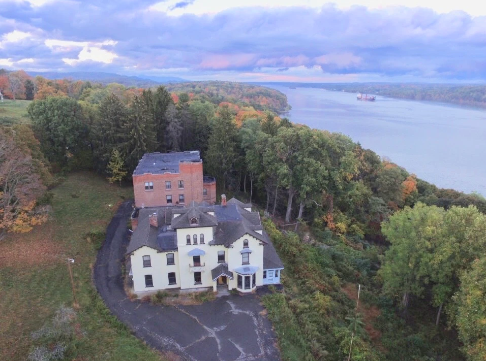 hudson house
