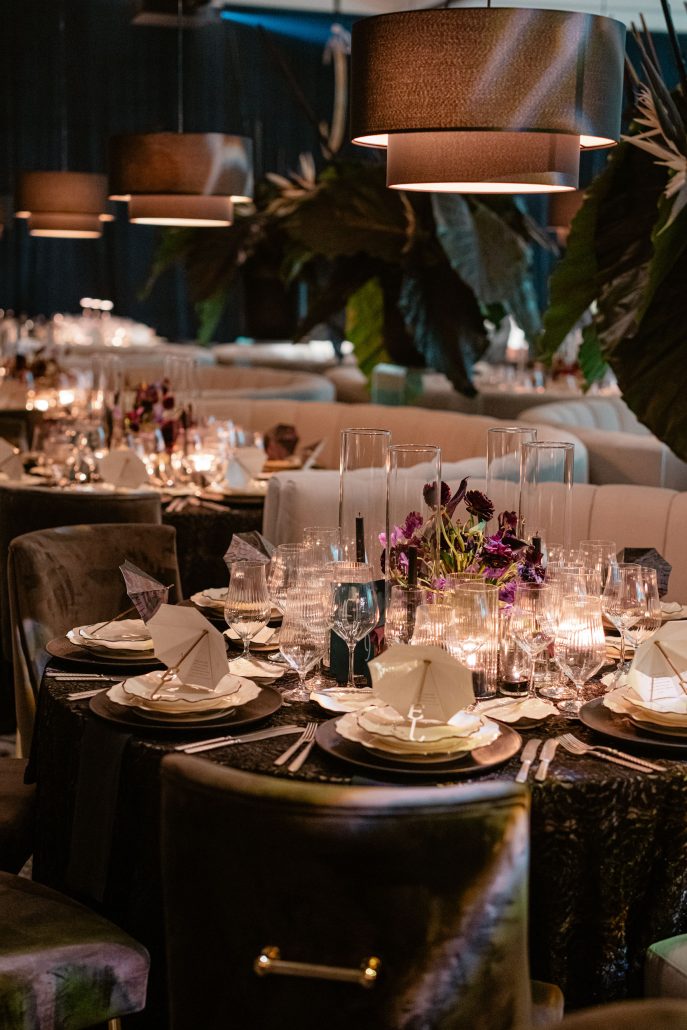engage summit table settings