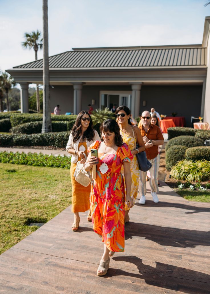 walking to day time event