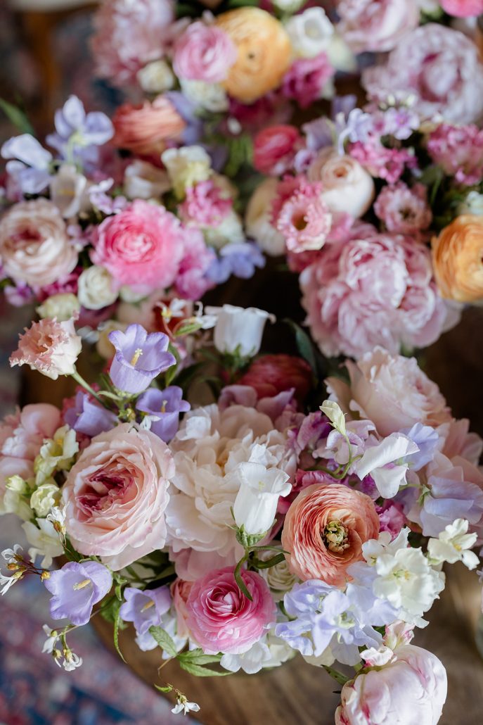 wedding color ideas floral bouquet design
