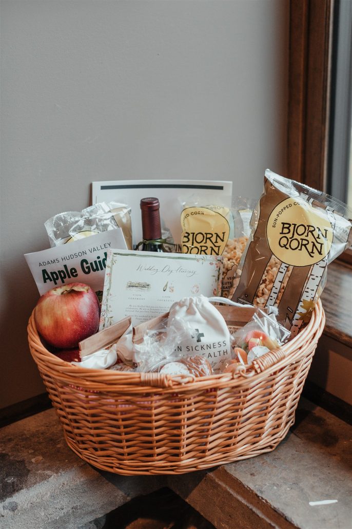 welcome basket ideas for 2025 wedding trends