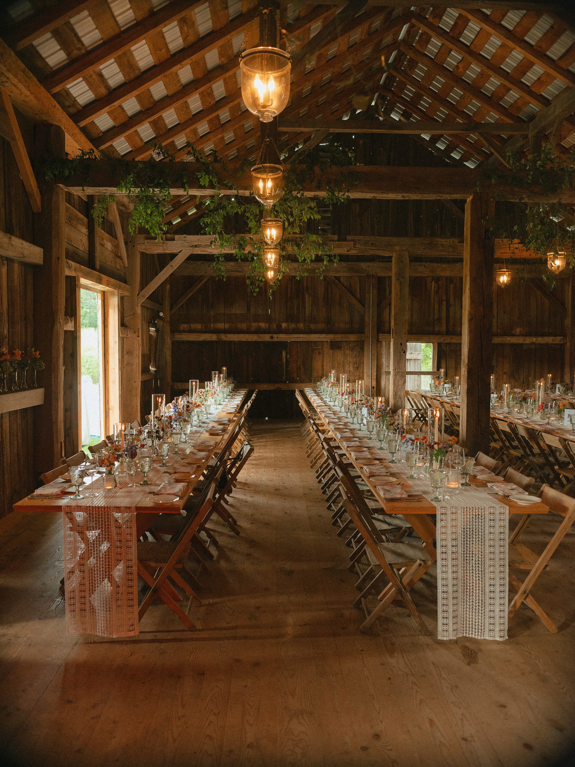 rustic barn feel at Hudson valley wedding