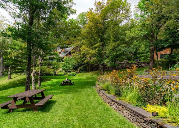 Deer Mountain Inn wedding venue