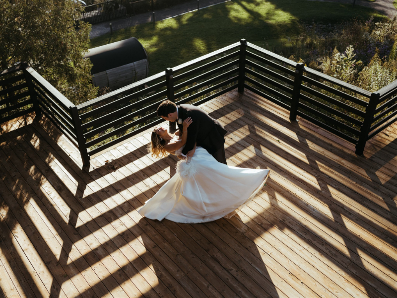 bride and groom at Scribner's Lodge