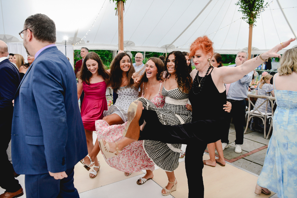 guests dancing and having fun at wedding at buttermilk falls inn wedding